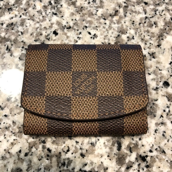 Authentic Louis Vuitton Jewelry Holder - Picture 1 of 5